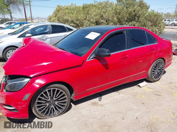 2008 Mercedes-Benz C 300 Sport z VIN WDDGF54X68R031106, wystawiony jako IAAI lot #42121974 z przebiegiem Nie podano mil oraz . Historia ofert i sprzedaży dostępna na DreamBid. Obrazek 14.
