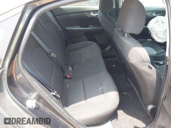 2021 Kia Forte LXS с VIN 3KPF24ADXME267429, выставлен на аукционе IAAI как лот 42589531 с пробегом 94 076 миль миль и . История ставок и продаж доступна на DreamBid. Изображение 8.