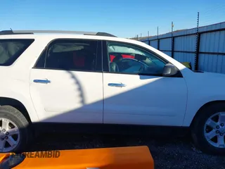 2014 GMC Acadia SLE with VIN 1GKKRNEDXEJ363080, listed as a IAAI auction lot 40852976 with 235,550 mi miles and . Bid and sale history available at carsss.com. Image 14.