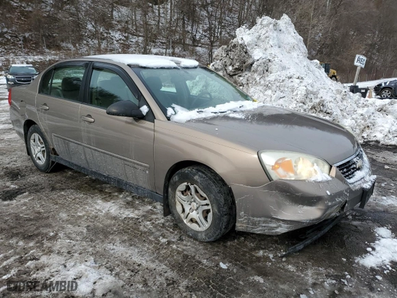 2008 Chevrolet Malibu Classic LS w/1FL with VIN 1G1ZS58F28F127566, listed as a Copart auction lot 44581665 with 98,792 mi miles and Salvage Title. Bid and sale history available at carsss.com. Image 4.