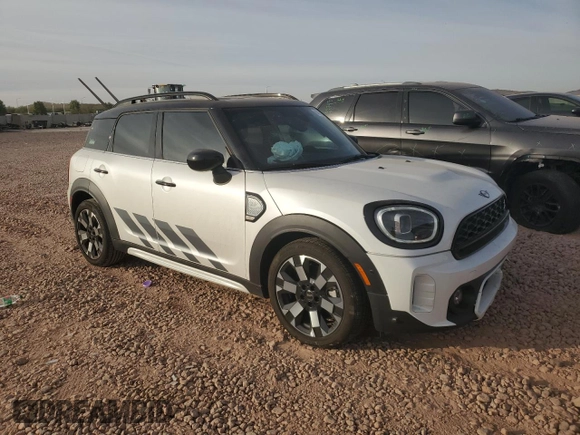 2023 MINI Countryman Cooper S z VIN WMZ53BR07P3R00916, wystawiony jako Copart lot #84349324 z przebiegiem 27 832 mil mil oraz Szkoda całkowita • Salvage title. Historia ofert i sprzedaży dostępna na DreamBid. Obrazek 4.
