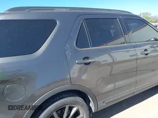 2017 Ford Explorer XLT with VIN 1FM5K7DH6HGC31749, listed as a IAAI auction lot 41839014 with 173,564 mi miles and . Bid and sale history available at DreamBid. Image 13.