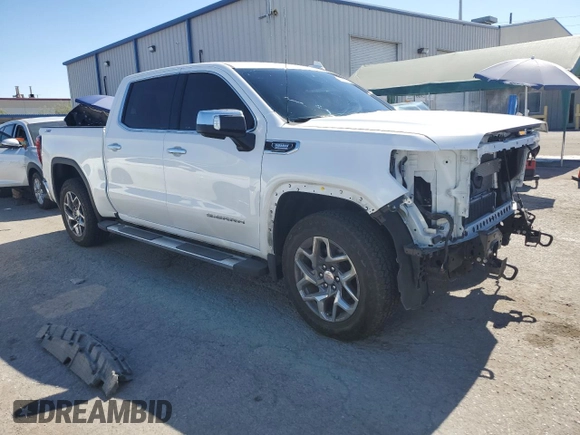2023 GMC Sierra 1500 SLT z VIN 3GTUUDE83PG267733, wystawiony jako Copart lot #61530004 z przebiegiem 21 446 mil mil oraz Szkoda całkowita • Salvage title. Historia ofert i sprzedaży dostępna na DreamBid. Obrazek 4.