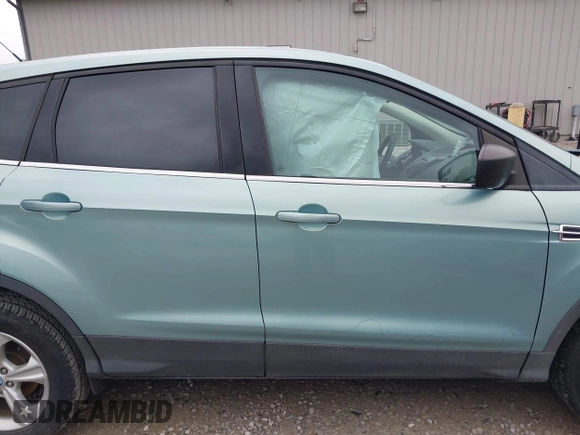 2013 Ford Escape SE with VIN 1FMCU0GX0DUC30622, listed as a IAAI auction lot 42281904 with 74,165 mi miles and . Bid and sale history available at DreamBid. Image 13.
