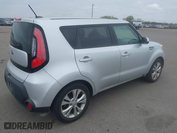 2015 Kia Soul + with VIN KNDJP3A52F7781082, listed as a IAAI auction lot 42161665 with 105,501 mi miles and . Bid and sale history available at DreamBid. Image 4.