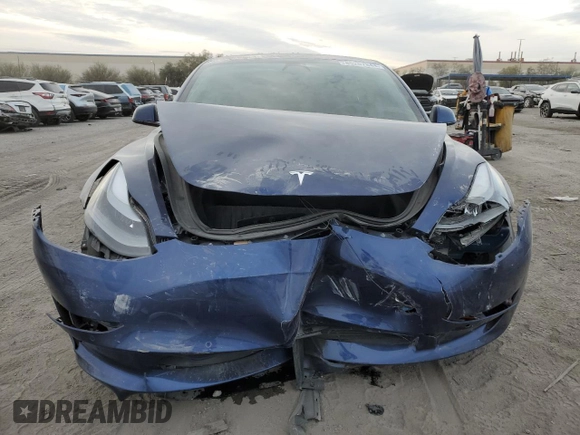 2021 Tesla Model 3 Long Range with VIN 5YJ3E1EB2MF055863, listed as a Copart auction lot 85267844 with 28,141 mi miles and Salvage Title. Bid and sale history available at carsss.com. Image 5.