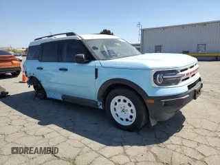 2023 Ford Bronco Sport Heritage с VIN 3FMCR9G63PRD35809, выставлен на аукционе Copart как лот 53137915 с пробегом 14 437 миль миль и Списание • Salvage title. История ставок и продаж доступна на DreamBid. Изображение 4.