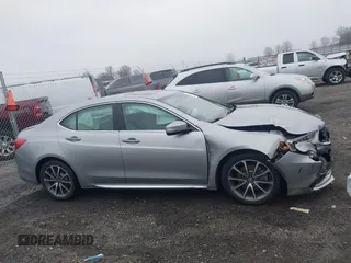 2018 Acura TLX Technology z VIN 19UUB2F52JA001206, wystawiony jako IAAI lot #41498575 z przebiegiem 83 823 mil mil oraz . Historia ofert i sprzedaży dostępna na DreamBid. Obrazek 13.