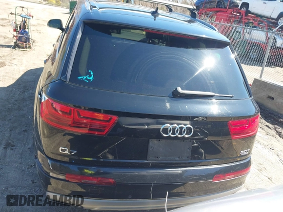 2017 Audi Q7 Premium Plus with VIN WA1LAAF71HD014251, listed as a IAAI auction lot 41859906 with 128,789 mi miles. Bid and sale history available at carsss.com. Image 16.