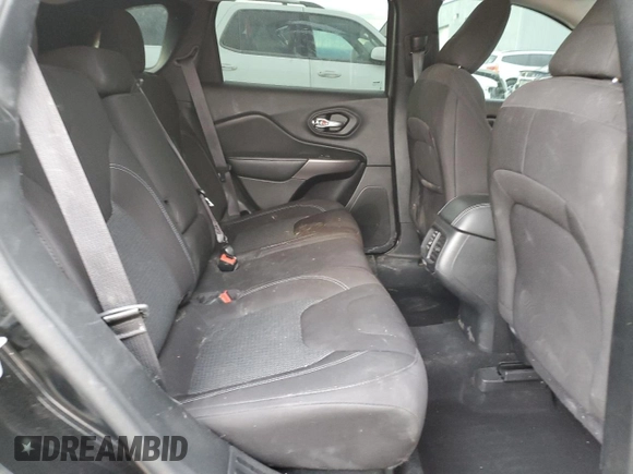 2020 Jeep Cherokee Latitude with VIN 1C4PJMCBXLD555020, listed as a Copart auction lot 87335284 with 137,121 mi miles and Salvage Title. Bid and sale history available at carsss.com. Image 10.