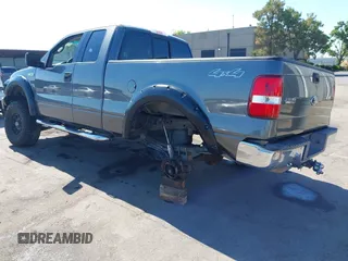 2004 Ford F-150 XLT с VIN 1FTPX14534NB00267, выставлен на аукционе IAAI как лот 42762003 с пробегом 111 632 миль миль и . История ставок и продаж доступна на DreamBid. Изображение 3.