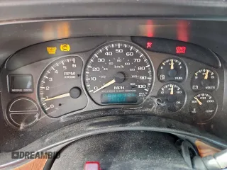 2002 Chevrolet Avalanche with VIN 3GNEC13TX2G308730, listed as a Copart auction lot 60163935 with 250,873 mi miles and Salvage title. Bid and sale history available at DreamBid. Image 9.