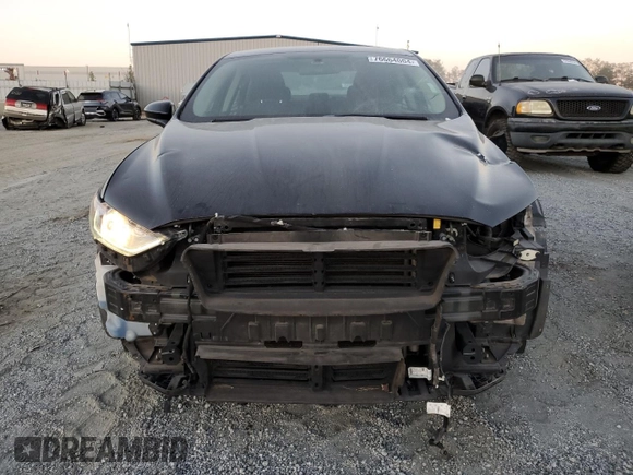 2018 Ford Fusion SE z VIN 3FA6P0H72JR132966, wystawiony jako Copart lot #76664004 z przebiegiem 145 653 mil mil oraz Szkoda całkowita • Salvage title. Historia ofert i sprzedaży dostępna na DreamBid. Obrazek 5.