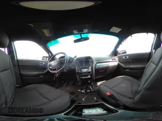 2017 Ford Police Interceptor Utility с VIN 1FM5K8AR7HGD58139, выставлен на аукционе IAAI как лот 42517057 с пробегом 91 537 миль миль и . История ставок и продаж доступна на DreamBid. Изображение 24.