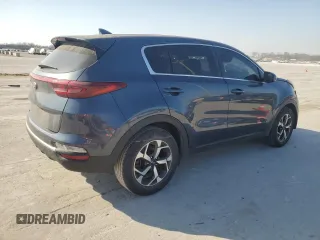 2020 Kia Sportage LX with VIN KNDPM3AC9L7727033, listed as a Copart auction lot 49050605 with 34,914 mi miles and Salvage Title. Bid and sale history available at carsss.com. Image 3.