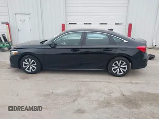 2024 Honda Civic LX z VIN 2HGFE2F25RH578413, wystawiony jako IAAI lot #41991185 z przebiegiem 15 368 mil mil oraz . Historia ofert i sprzedaży dostępna na DreamBid. Obrazek 14.