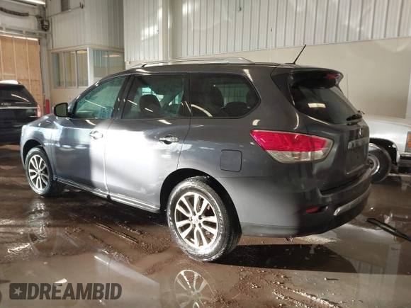 2013 Nissan Pathfinder SV with VIN 5N1AR2MMXDC611964, listed as a IAAI auction lot 41011430 with 207,409 mi miles. Bid and sale history available at carsss.com. Image 3.