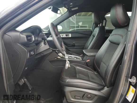 2024 Ford Explorer ST-Line с VIN 1FMSK7KH7RGA35746, выставлен на аукционе Copart как лот 61143375 с пробегом 15 731 миль миль и Списание • Salvage title. История ставок и продаж доступна на DreamBid. Изображение 7.