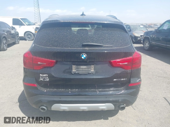 2019 BMW X3 sDrive30i z VIN 5UXTR7C52KLF24627, wystawiony jako IAAI lot #41821295 z przebiegiem 98 308 mil mil oraz . Historia ofert i sprzedaży dostępna na DreamBid. Obrazek 16.