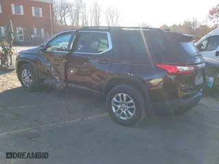 2019 Chevrolet Traverse LT Cloth with VIN 1GNEVGKW0KJ103392, listed as a IAAI auction lot 40702731 with 77,025 mi miles. Bid and sale history available at carsss.com. Image 3.