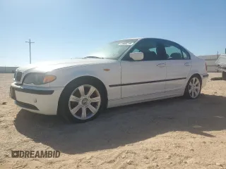 2003 BMW 3 Series 325i with VIN WBAET37423NJ33256, listed as a Copart auction lot 43985715 with 117,346 mi miles and Clean Title. Bid and sale history available at carsss.com. Image 1.