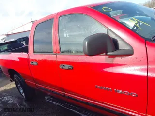 2005 Dodge Ram 1500 SLT with VIN 1D7HA18N85J581728, listed as a IAAI auction lot 41743367 with 158,111 mi miles. Bid and sale history available at carsss.com. Image 13.