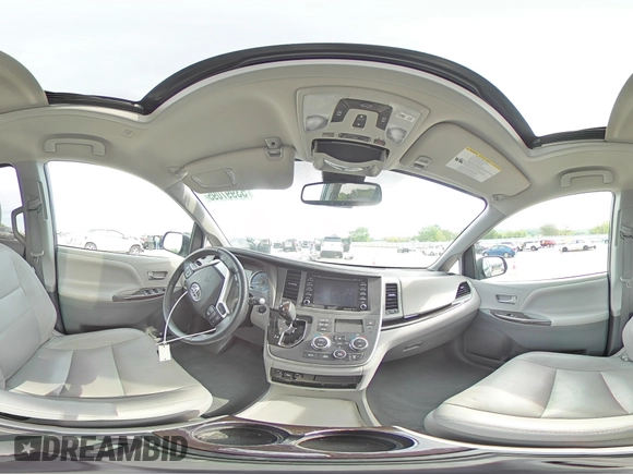 2020 Toyota Sienna XLE Auto Access Seat with VIN 5TDYZ3DC4LS039447, listed as a Copart auction lot 53997095 with 71,998 mi miles and Clean Title. Bid and sale history available at DreamBid. Image 16.