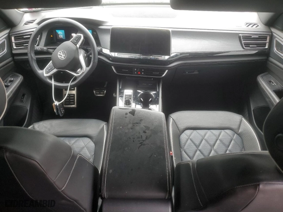 2024 Volkswagen Atlas Cross Sport 2.0T SEL Premium R-Line with VIN 1V2FE2CA7RC241205, listed as a Copart auction lot 45498675 with 12,255 mi miles and Salvage Title. Bid and sale history available at carsss.com. Image 8.