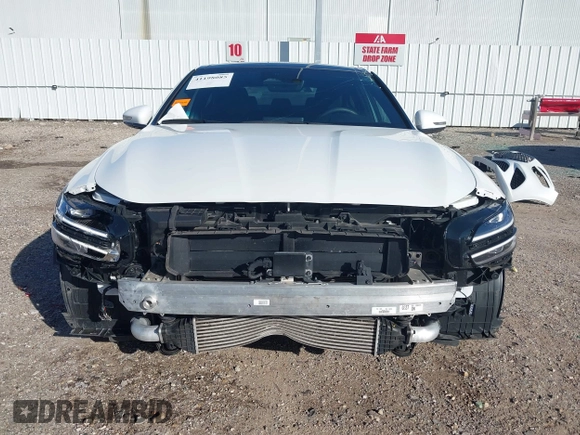 2023 Genesis G70 2.0T z VIN KMTG34TA1PU130245, wystawiony jako IAAI lot #41198085 z przebiegiem 21 483 mil mil oraz . Historia ofert i sprzedaży dostępna na DreamBid. Obrazek 6.