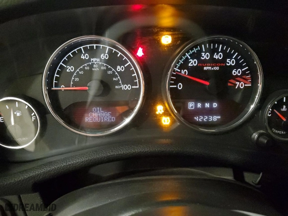 2018 Jeep Wrangler JK Unlimited Rubicon Recon with VIN 1C4HJWFG9JL869624, listed as a Copart auction lot 42195335 with 42,238 mi miles and Clean Title. Bid and sale history available at carsss.com. Image 9.