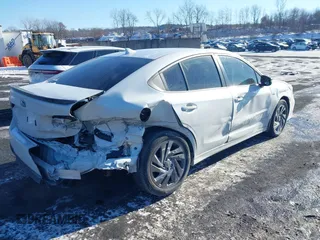 2024 Subaru Legacy Special Sports z VIN 4S3BWGG67R3009039, wystawiony jako IAAI lot #41394328 z przebiegiem 19 131 mil mil oraz . Historia ofert i sprzedaży dostępna na DreamBid. Obrazek 4.