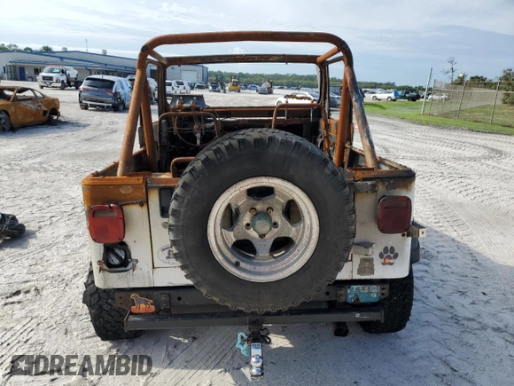 1985 Jeep CJ z VIN 1JCCM87E5FT029727, wystawiony jako Copart lot #71958704 z przebiegiem Nie podano mil oraz Nie do naprawy. Historia ofert i sprzedaży dostępna na DreamBid. Obrazek 6.