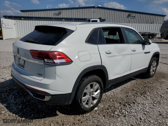 2021 Volkswagen Atlas Cross Sport 2.0T S with VIN 1V2GC2CA2MC216909, listed as a Copart auction lot 58610674 with 33,992 mi miles and Clean Title. Bid and sale history available at carsss.com. Image 3.
