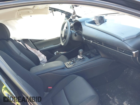 2021 Mazda CX-30 S with VIN 3MVDMAALXMM269676, listed as a IAAI auction lot 41581451 with 33,449 mi miles and . Bid and sale history available at DreamBid. Image 5.