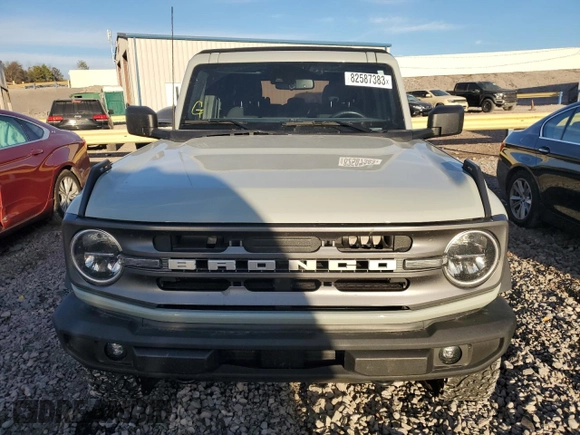 2021 Ford Bronco with VIN 1FMDE5BH2MLA90013, listed as a Copart auction lot 82587383 with 25,521 mi miles. Bid and sale history available at carsss.com. Image 5.