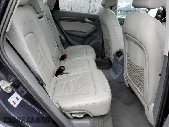 2014 Audi Q5 Premium Plus z VIN WA1LFAFP8EA076017, wystawiony jako Copart lot #50004105 z przebiegiem 162 778 mil mil oraz Szkoda całkowita • Salvage title. Historia ofert i sprzedaży dostępna na DreamBid. Obrazek 10.