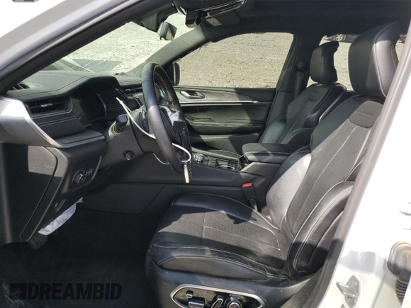 2021 Jeep Grand Cherokee Overland with VIN 1C4RJJDG5M8195683, listed as a Copart auction lot 48133075 with Not provided miles and Salvage title. Bid and sale history available at DreamBid. Image 7.