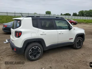 2017 Jeep Renegade Trailhawk with VIN ZACCJBCB7HPE93426, listed as a Copart auction lot 59861305 with 153,094 mi miles and Clean title. Bid and sale history available at DreamBid. Image 3.