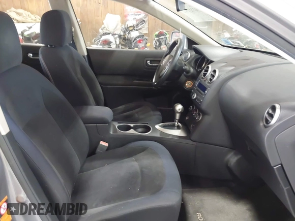 2008 Nissan Rogue S with VIN JN8AS58V48W133367, listed as a IAAI auction lot 42227312 with 136,153 mi miles and . Bid and sale history available at DreamBid. Image 5.