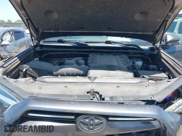 2020 Toyota 4Runner SR5 with VIN JTEZU5JR4L5226079, listed as a IAAI auction lot 42087965 with 48,219 mi miles and . Bid and sale history available at DreamBid. Image 10.