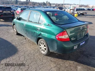 2002 Toyota Prius with VIN JT2BK12U820043683, listed as a IAAI auction lot 41444350 with 225,272 mi miles. Bid and sale history available at carsss.com. Image 3.