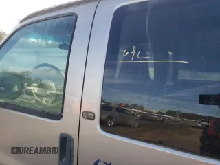 2001 Chevrolet Express with VIN 1GAHG39R311195694, listed as a Copart auction lot 43841625 with Not Provided miles and Salvage Title. Bid and sale history available at carsss.com. Image 13.