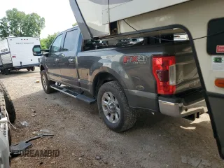 2017 Ford F-350 Platinum with VIN 1FT8W3BT6HED92314, listed as a Copart auction lot 55695235 with 113,463 mi miles and Salvage title. Bid and sale history available at DreamBid. Image 2.