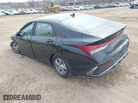 2024 Hyundai Elantra SE with VIN KMHLL4DGXRU814578, listed as a IAAI auction lot 41452571 with 1,558 mi miles and . Bid and sale history available at DreamBid. Image 3.