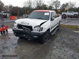 2000 Toyota Tundra SR5 with VIN 5TBBT4415YS052476, listed as a IAAI auction lot 41542124 with 273,045 mi miles. Bid and sale history available at carsss.com. Image 2.
