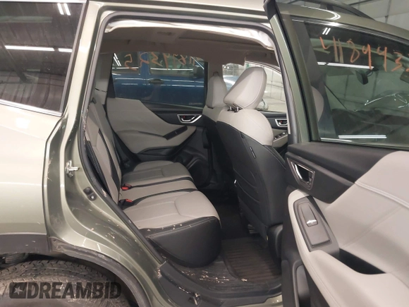 2020 Subaru Forester Limited with VIN JF2SKAUC1LH588236, listed as a IAAI auction lot 41894325 with 81,630 mi miles. Bid and sale history available at carsss.com. Image 8.