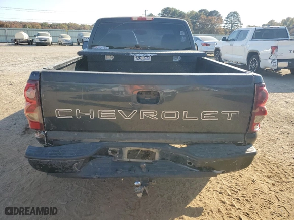 2004 Chevrolet Silverado 1500 LS with VIN 1GCEC14V74Z103166, listed as a Copart auction lot 77694504 with 327,931 mi miles and Clean Title. Bid and sale history available at carsss.com. Image 6.