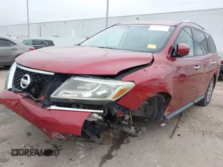2016 Nissan Pathfinder S with VIN 5N1AR2MM5GC628370, listed as a IAAI auction lot 42193653 with 149,120 mi miles and . Bid and sale history available at DreamBid. Image 6.