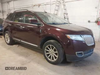 2011 Lincoln MKX with VIN 2LMDJ8JK5BBJ01386, listed as a IAAI auction lot 41983894 with 160,608 mi miles. Bid and sale history available at carsss.com. Image 1.