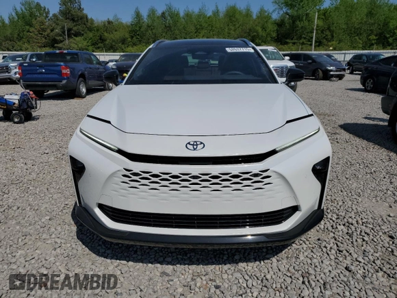 2025 Toyota Crown XLE с VIN JTDACAAJXS3003434, выставлен на аукционе Copart как лот 52637715 с пробегом 4 783 миль миль и Списание • Salvage title. История ставок и продаж доступна на DreamBid. Изображение 5.